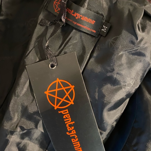 Gothic black and burgundy corset top - Picture 5 of 14